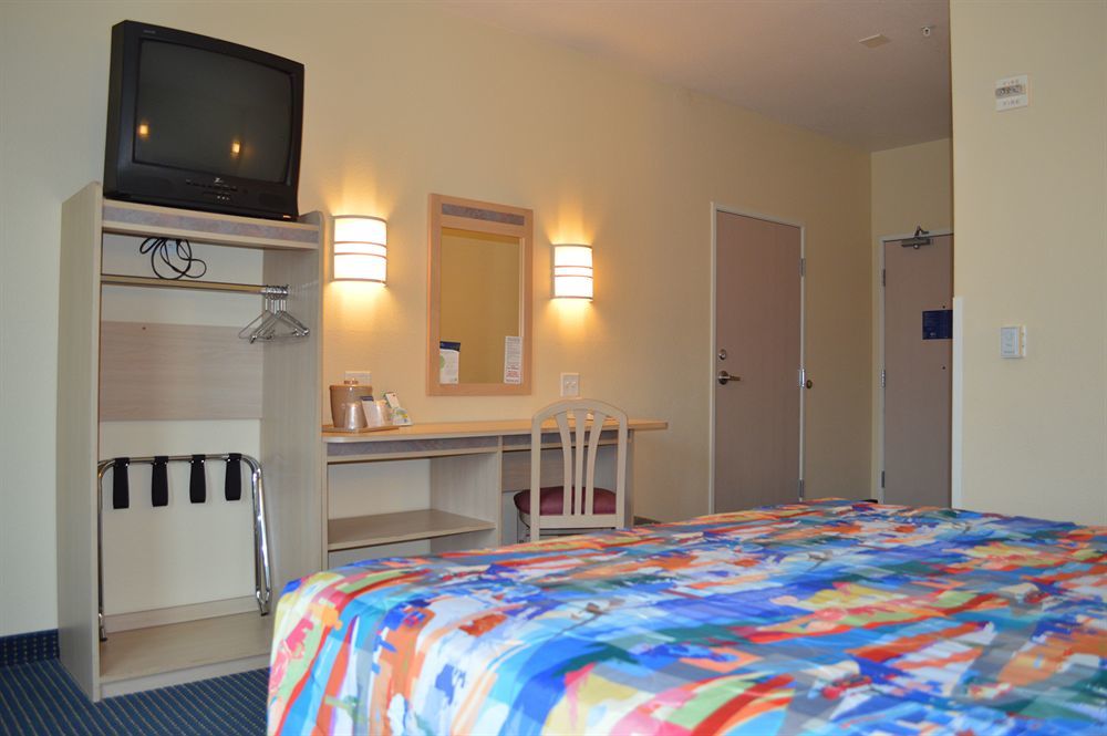 Motel 6-Anchorage, Ak - Midtown Bagian luar foto